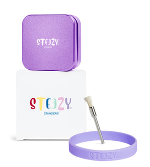 STEEZY® Pocket | High Class Grinder | 55mm | 2-piece Grinder | Square | CNC-machined aluminum alloy | Neodymium magnetic closure | Includes brush & tapping band "Purple Rose"